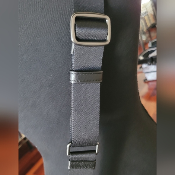 Coach Limited Edition Mickey X Keith Haring Holden Crossbody - Picture 10 of 13